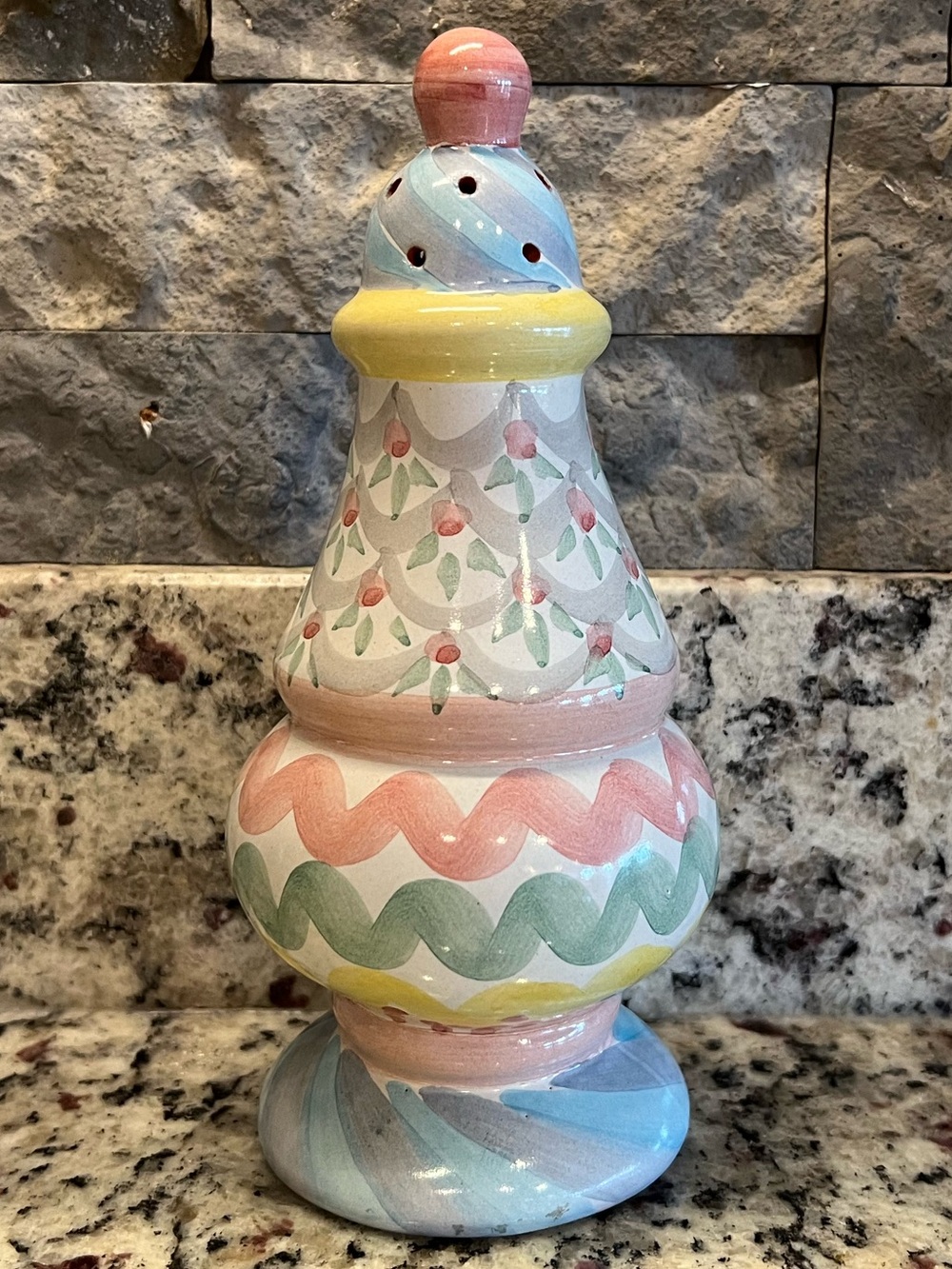 MacKenzie-Childs Ceramic Sugar Shaker  - Stoke Gabrial.  Like new. HTF.